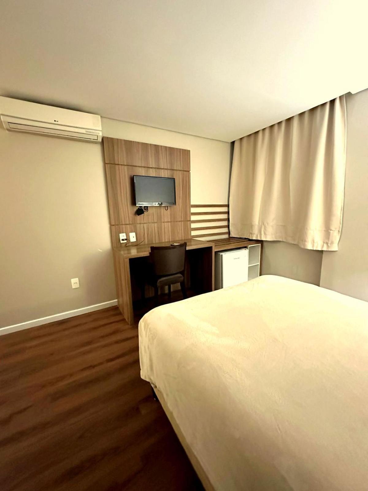 Umbu Hotel Porto Alegre - Centro Historico - Prox Aeroporto 15Min 部屋 写真