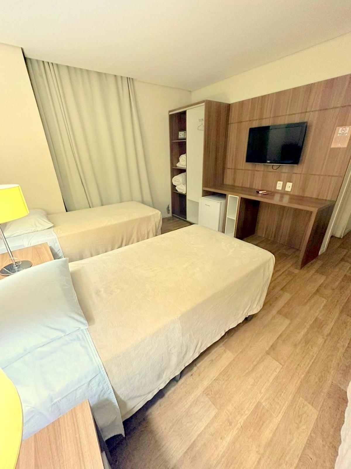 Umbu Hotel Porto Alegre - Centro Historico - Prox Aeroporto 15Min 部屋 写真